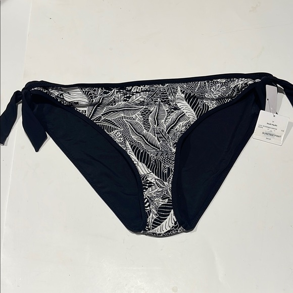 Sunsets NWT Women's Black White floral Swim Bottom reversible tie side - Picture 1 of 3